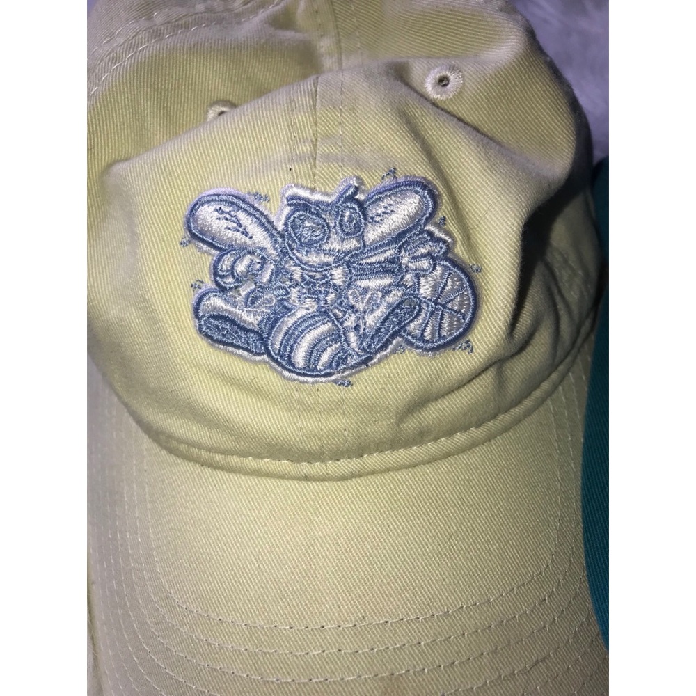TWO HORNETS HATS - Picture 2 of 7